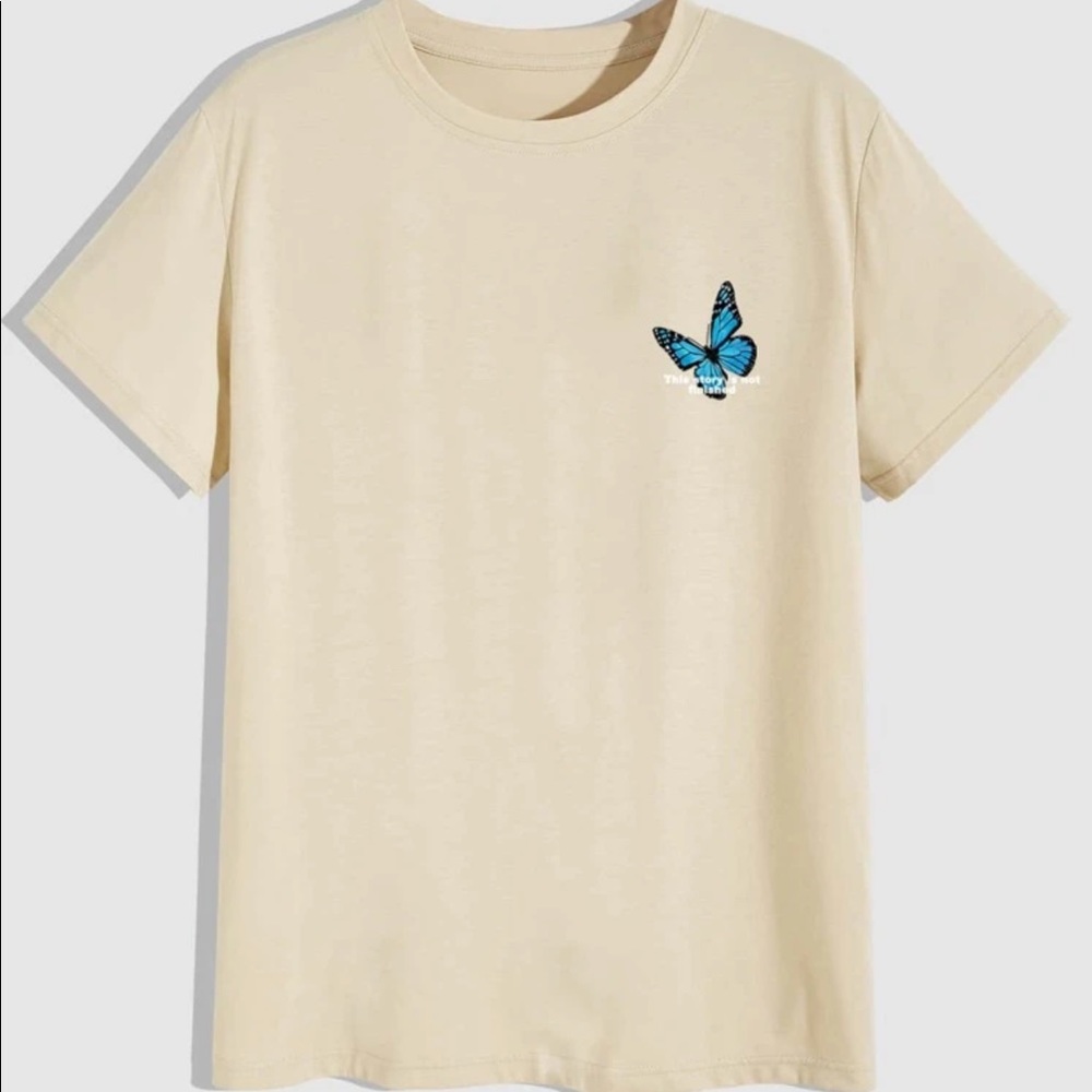 Butterfly graphic Tshirt NWOT